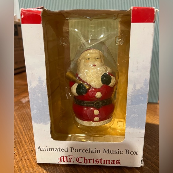 VTG  Mr. Christmas Porcelain Music Box Santa ClausWe Wish You A Merry Christmas - Picture 13 of 15
